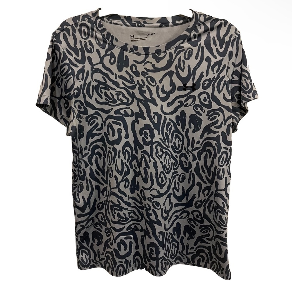 Under Armour Short Sleeve Top Women's Size Large Black Loose Fit Animal Print​